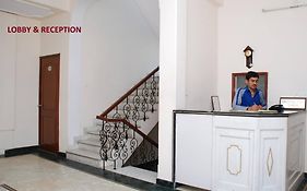 Hotel Satyam Jaipur 2*